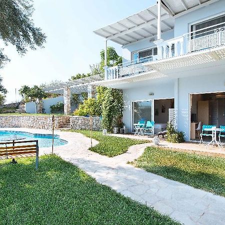 Sunny Place Resort Kranidi Exteriér fotografie